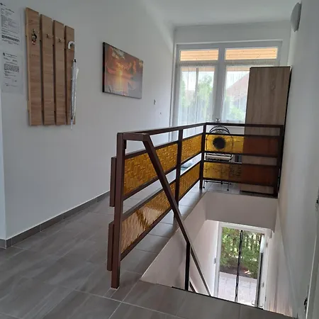 Napsugar Apartman *